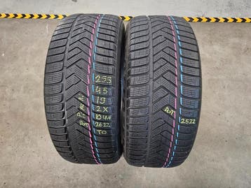 255/45/19 104W TO PIRELLI WINTERBANDEN 6MM PROFIEL 2X, Gebruikt, 255 mm, Winterbanden, Band(en)
