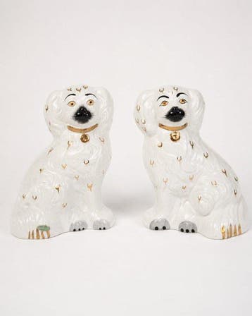 Beswick - sculptuur, Staffordshire Spaniel / Mantle Dogs -