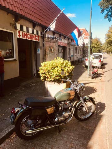 Motorkleding motorzaak ook open op maandag en zondag, Nieuw met kaartje