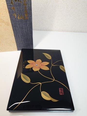 Brievenbus - Hand-painted document box - Aizu Nuri ()
