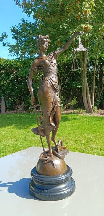 sculptuur, Brons beeld-Vrouwe Justitia - 62 cm - Koud, Antiek en Kunst