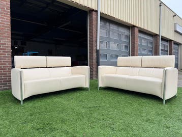 Bankstel  LEOLUX GONCHAROV design 2 x 2,5 zits banken  leer, Huis en Inrichting, Banken | Bankstellen, Design, Zo goed als nieuw