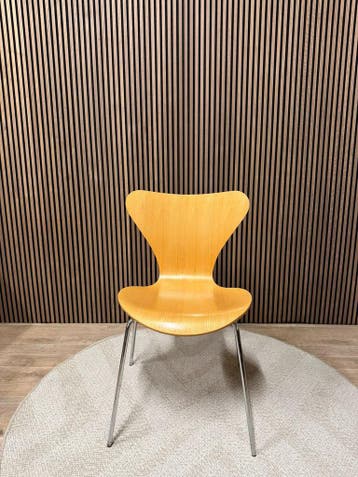 Voorraad Fritz Hansen Vlinderstoel Series 7 stoel, Verzenden, Zo goed als nieuw