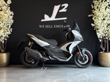 Aprilia SR GT 125 / 200 / 400 | Nieuw | €400 KORTING!, Nieuw, Traction Control, Automaat, 1 cilinder
