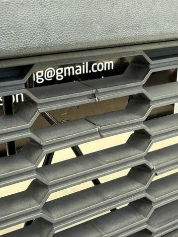 VW Polo V 6R bj.2013 bumper rooster Grille art.6R0853677A, Gebruikt, Voor, Volkswagen, Bumper