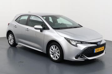 Private Lease - Toyota Corolla Hatchback, Gebruikt, Met garantie (alle), Corolla, Hybride Elektrisch/Benzine