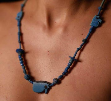 Oude Egypte, diepe blauwe halsketting met grote
