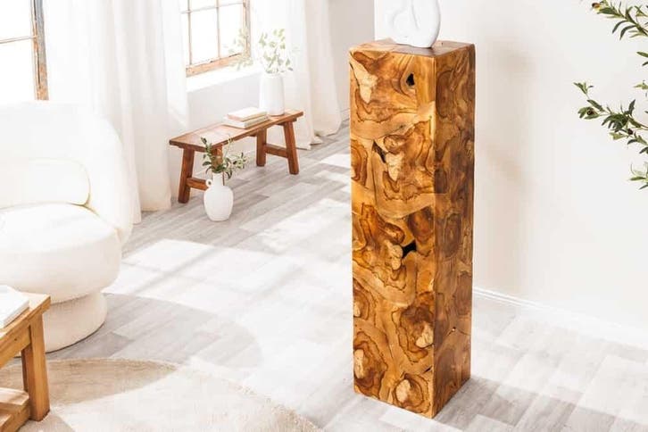 Massieve zuil TRIBAL 110cm bruin naturel teakhout, Huis en Inrichting, Woonaccessoires | Wandplanken en Boekenplanken, Ophalen of Verzenden