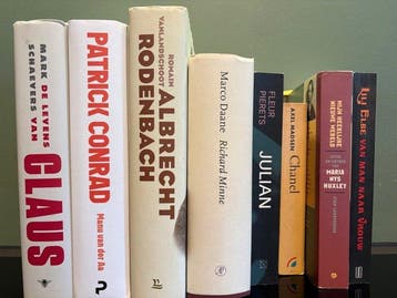 Meerdere auteurs - Bijzonder lot van 8 biografieën over