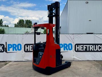 BT RRE160 hh 800 cm (2013) met camera en hoogte-indicator, 1000 tot 2000 kg, Elektrisch, Reachtruck, BT Toyota