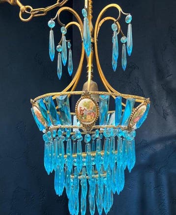 Kroonluchter - antiek in azuurblauw kristal en porselein