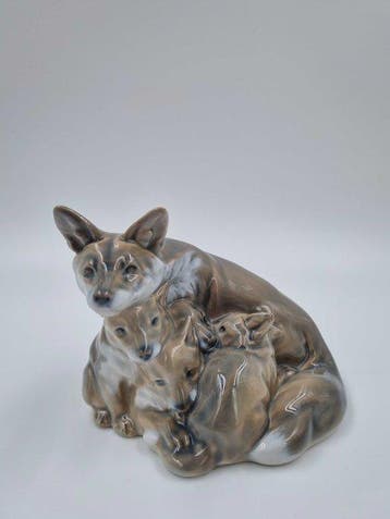 Royal Copenhagen - Figuur - Royal Copenhagen “Mother Fox, Antiek en Kunst