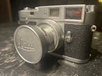 Leica Leica M2 + Leitz Elmar 50mm f/2.8 Meetzoeker camera