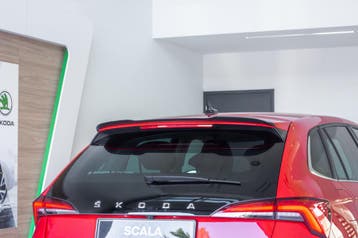 Achterspoiler Skoda Scala Afbeelding Scala, Verzenden