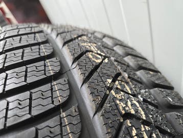 NIEUW Audi A6 A7 A8 Q5 19 inch velgen winterbanden OEM, 19 inch, 245 mm, Banden en Velgen, Nieuw