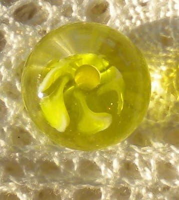 10 x Glaskraal donut  geel handgemaakt 9 x 13,5 mm, Ophalen of Verzenden, Nieuw, Kraal