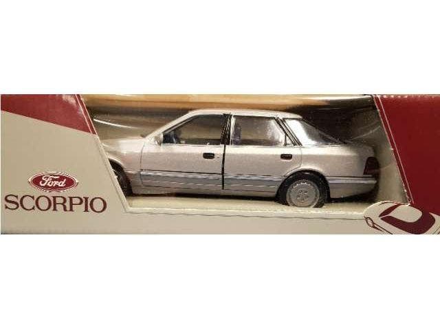 GSDCCsha 0001500s 1/24 Ford Scorpio, silver (Personen), Hobby en Vrije tijd, Modelbouw | Figuren en Diorama's, Nieuw, Ophalen of Verzenden