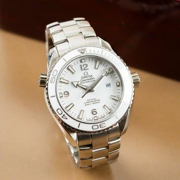 Omega - Seamaster Planet Ocean 600M - 232.30.38.20.04.001, Nieuw