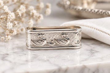Servetring - .835 zilver - Twee eenden en een eendje, Antiek en Kunst