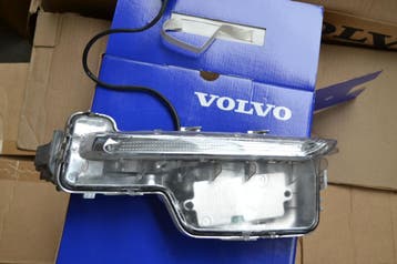 Volvo V60 dagrijlamp links 2016 31420395, Ophalen of Verzenden, Gebruikt, Volvo