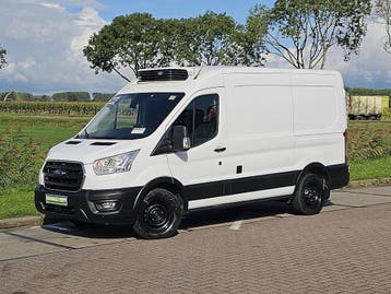 Ford Transit 350 2.0 TDCI L2H2 Trend AWD, Stof, Gebruikt, Zwart, Wit
