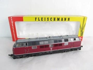 Fleischmann H0 - 4235 - Diesellocomotief (1) - V221 - DB, Nieuw
