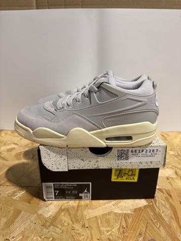 Nike - WMNS AIR JORDAN 4 RM - Sneakers - Maat: EU 38 - Nieuw, Kleding | Heren, Nieuw