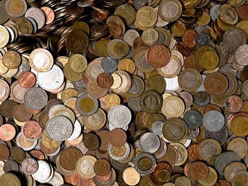Wereldmunten. Ampio lotto di 500 monete Mondo (Zonder