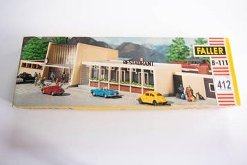 Faller H0 - B-111 - Modeltreingebouwen (1) - Neustadt, Nieuw