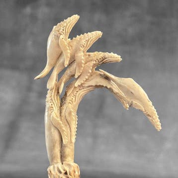 Snijwerk, NO RESERVE PRICE - Stunning Blue Whales Carving