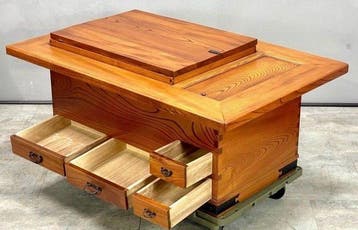 Hout, ijzer, koper - Japanse traditionele hibachi-kast -