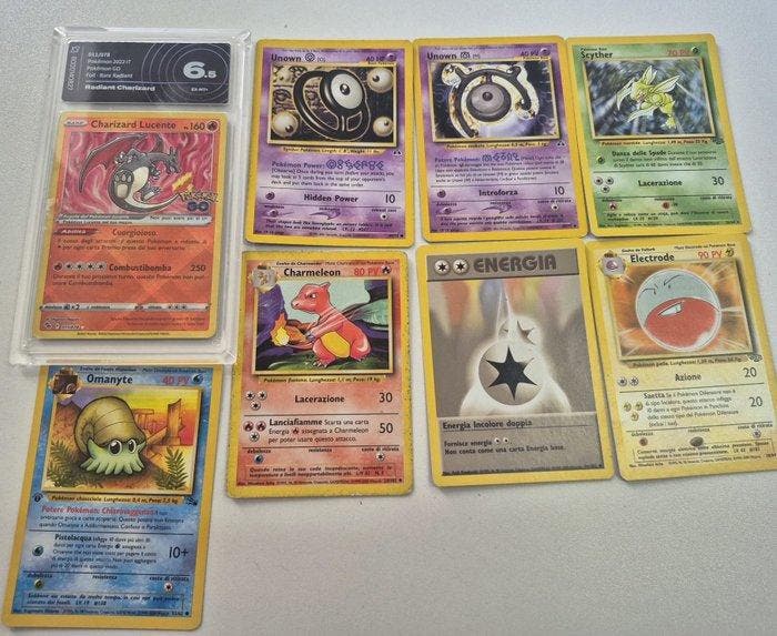 Pokémon - 8 Graded card - Charizard Charizard Lucente, Hobby en Vrije tijd, Verzamelkaartspellen | Pokémon