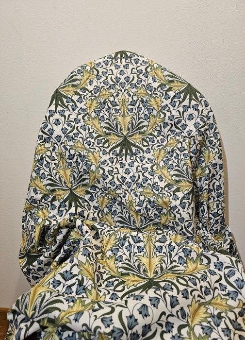 William Morris - Exclusieve stof Wandle 1884 - Exclusieve, Antiek en Kunst, Antiek | Kleden en Textiel