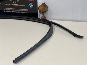 BMW 3 serie raam rubber rechts voor bj. 2012 tot 2019, Gebruikt, Voor, BMW