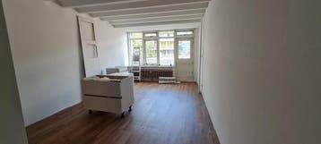 Te huur: Studio Ginnekenstraat in Breda, Noord-Brabant, Breda