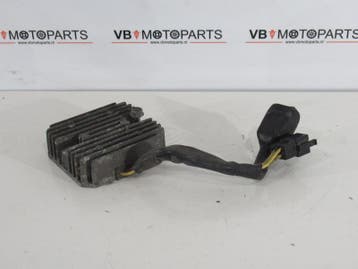 Honda NTV 650 Spanningsregelaar, Motoren, Ophalen of Verzenden, Nieuw