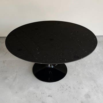 Knoll - Eero Saarinen - Tafel - tulp - Marquinia