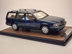 Radscale 1:18 - Modelauto - Volvo 960 Estate - Nautic blauw, Nieuw