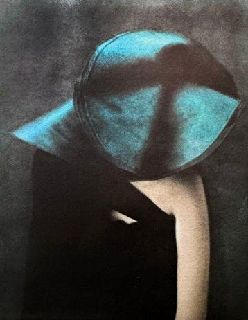 Sarah Moon (1941) - From one season to another
