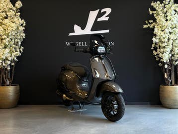 Vespa Sprint | Virtual Cockpit | Custom-Kleur | Full-Option, Fietsen en Brommers, Overige modellen, Maximaal 45 km/u, Nieuw, Ophalen of Verzenden