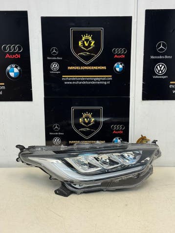 Koplamp rechts Toyota Yaris bj.2020 art.KO-8EU, Auto-onderdelen, Gebruikt, Toyota