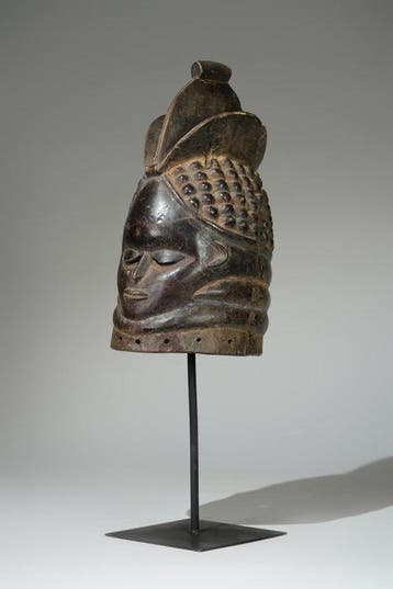 Een houten masker - Mende - Sierra Leone (Zonder