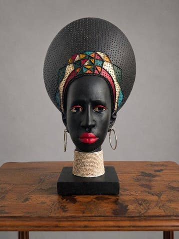 Buste, Afrikaanse vrouw – Sculpturale buste met kleurrijke