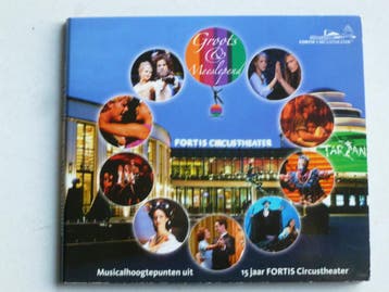 Groots & Meeslepend - Circustheater, Ophalen of Verzenden, Zo goed als nieuw