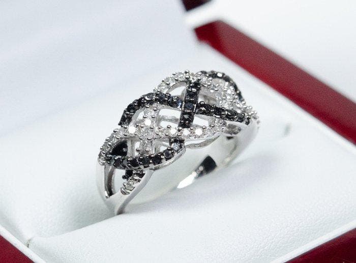 Zonder minimumprijs - Ring - 925 zilver - 0.80 ct zwarte en, Sieraden, Tassen en Uiterlijk, Ringen