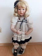 Ute Kase-Lepp - Pop - Artist Doll - Susann With Certificate