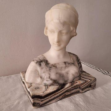 Richard Aurili (1834-1914) - sculptuur, Female bust - 25 cm, Antiek en Kunst