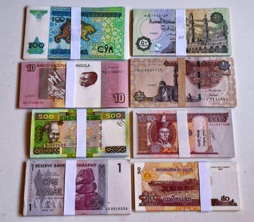Wereld. - 200 Banknotes - Various Dates (Zonder
