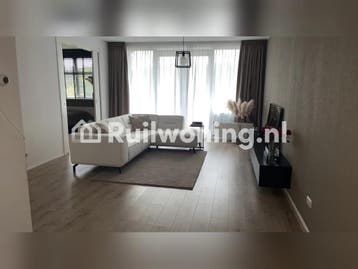 Ruil mijn Leeuwarder flat voor jouw huis in Huizen (Fryslân, Huizen en Kamers, Woningruil, Friesland