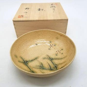 Klankschaal - Aardewerk - 1900-2000 - Gele Seto Wagashi-kom